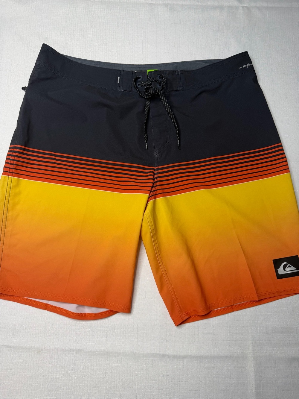 Quiksilver Men’s Highline Slab Performance Boardshorts (36)